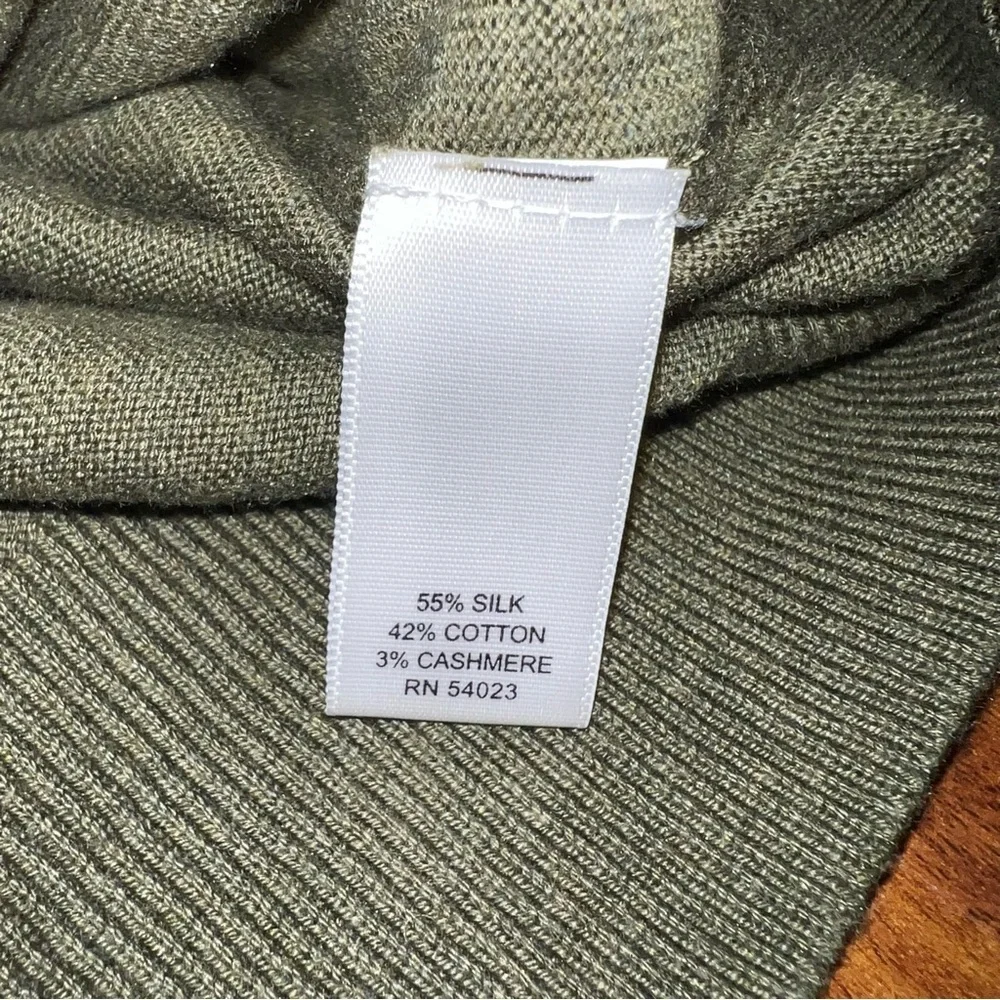 Banana Republic Olive Green Silk Cashmere Blend Half Zip size XL